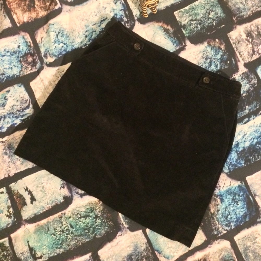 Pockets!🎉Corduroy Skirt Black so cute!@versatile! - Picture 2 of 8